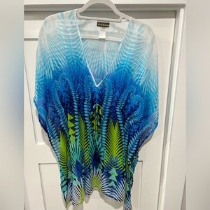 Tommy Bahama coverup.  Gently used.  Perfect condition.  Size Small
